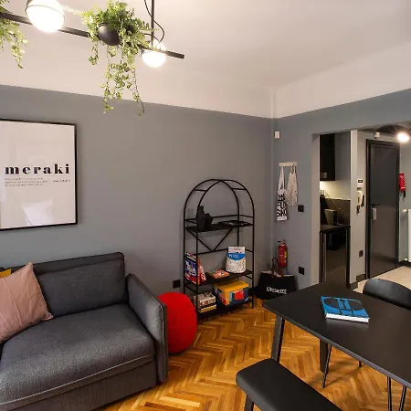 The Point By Luxlikehome * Salonic